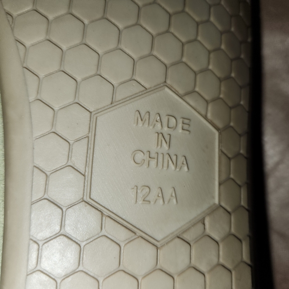 Green Ease leather Slippers with shearling wool lining. 12 N. - Picture 4 of 7